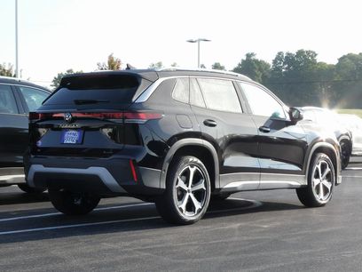 New 2025 Volkswagen Tiguan SE