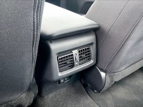 Used 2025 Toyota Camry LE FWD image 30