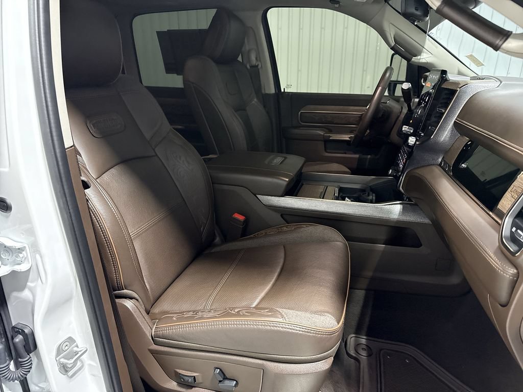 Used 2025 RAM 3500 Longhorn AWD/4WD image 29