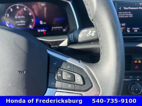 Used 2024 Volkswagen Jetta Sport image 18