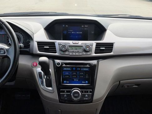 Used 2016 Honda Odyssey EX-L image 24