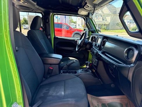 Used 2020 Jeep Wrangler Unlimited Sport S AWD/4WD image 32