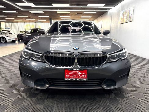 Used 2021 BMW 330i Sedan w/ Convenience Package RWD image 4