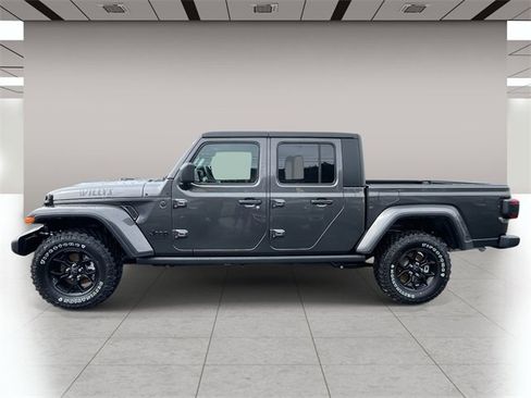 New 2025 Jeep Gladiator Willys image 8
