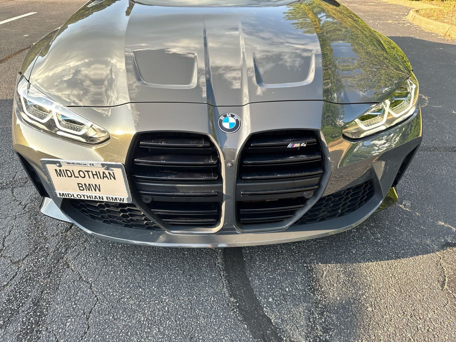 Used 2024 BMW M4 Coupe w/ Executive Package RWD image 4
