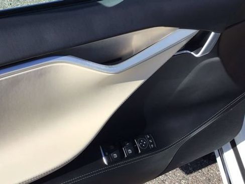 Used 2018 Tesla Model S 75D image 15