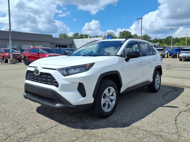 Used 2019 Toyota RAV4 LE w/ All Weather Liner Package AWD/4WD image 3