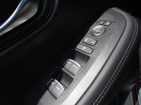 New 2026 Honda HR-V EX-L image 21