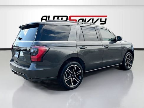 Used 2020 Ford Expedition Limited w/ Equipment Group 303A AWD/4WD image 7