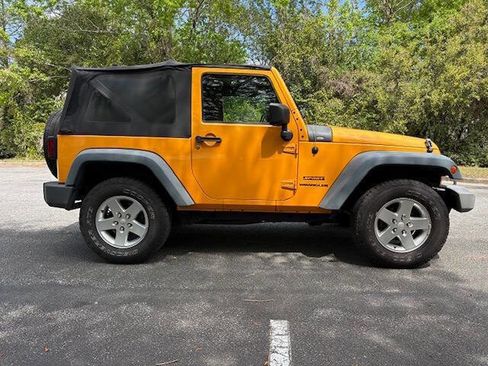 Used 2013 Jeep Wrangler Sport image 3