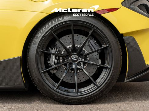Used 2019 McLaren 600LT image 18