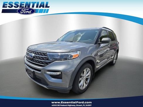 Used 2023 Ford Explorer XLT AWD/4WD image 1