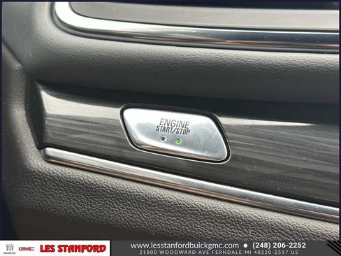 Used 2024 Buick Enclave Essence AWD/4WD image 29