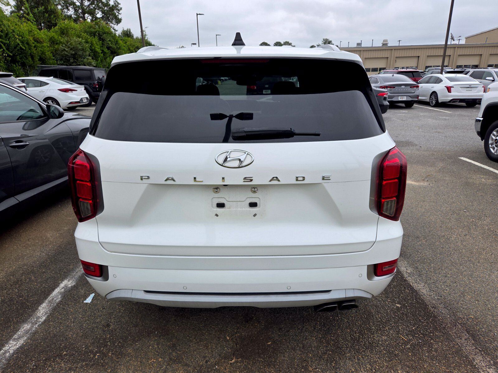 Used 2022 Hyundai Palisade Limited FWD image 11