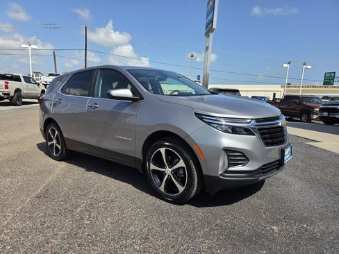 Used 2023 Chevrolet Equinox LT FWD image 7