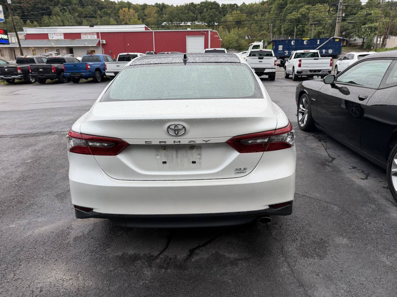 Used 2024 Toyota Camry XLE w/ Cold Weather Package AWD/4WD image 5