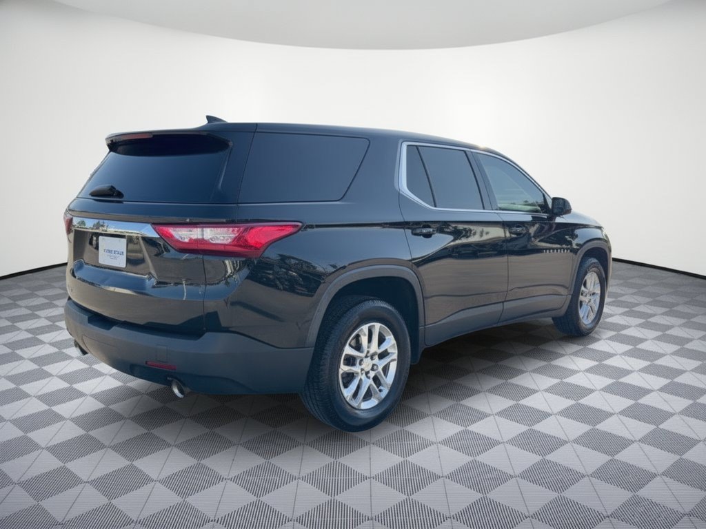 Used 2018 Chevrolet Traverse LS FWD image 9