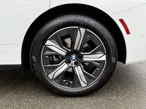 Used 2026 BMW iX xDrive45 image 17