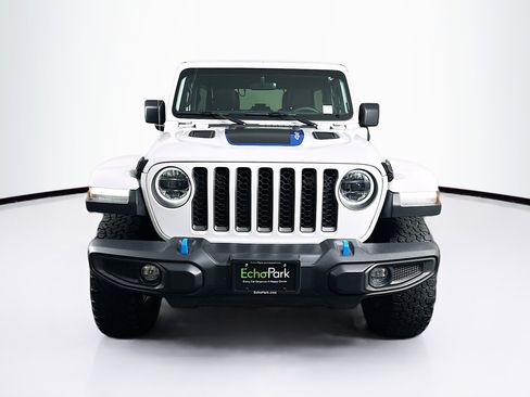Used 2023 Jeep Wrangler Unlimited Rubicon 4xe AWD/4WD image 2