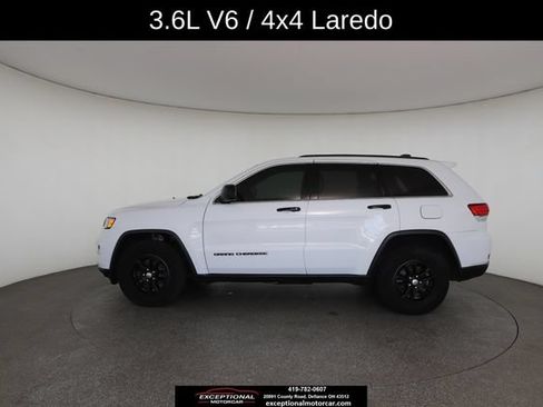 Used 2020 Jeep Grand Cherokee Laredo AWD/4WD image 6