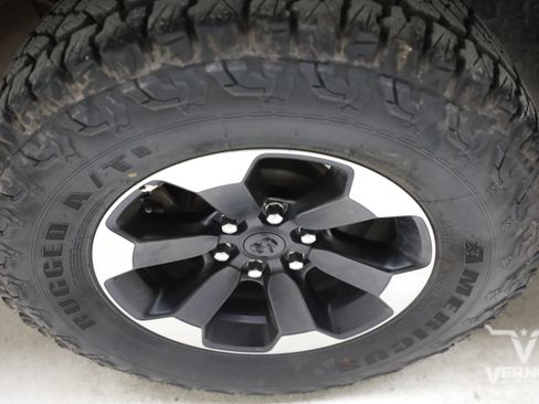 Used 2019 RAM 1500 Tradesman AWD/4WD image 35