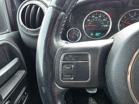 Used 2017 Jeep Wrangler Unlimited Sport w/ Quick Order Package 24S AWD/4WD image 12