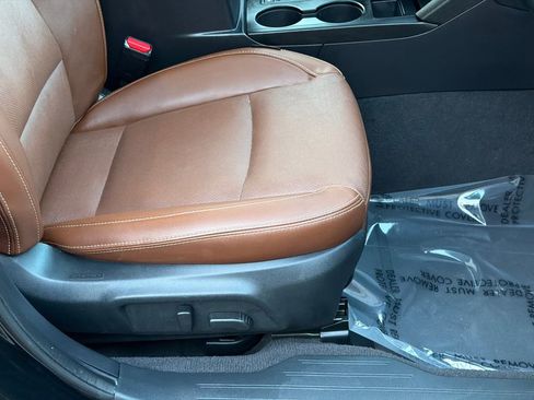 Used 2017 Subaru Outback 3.6R Touring w/ Protection Package #1 image 12