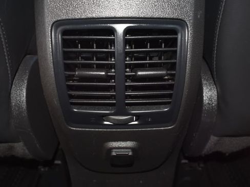 Used 2019 Ford Escape SEL AWD/4WD image 36