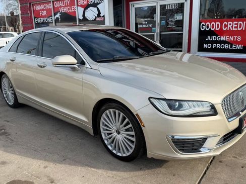 Used 2017 Lincoln MKZ Reserve w/ Climate Package image 23