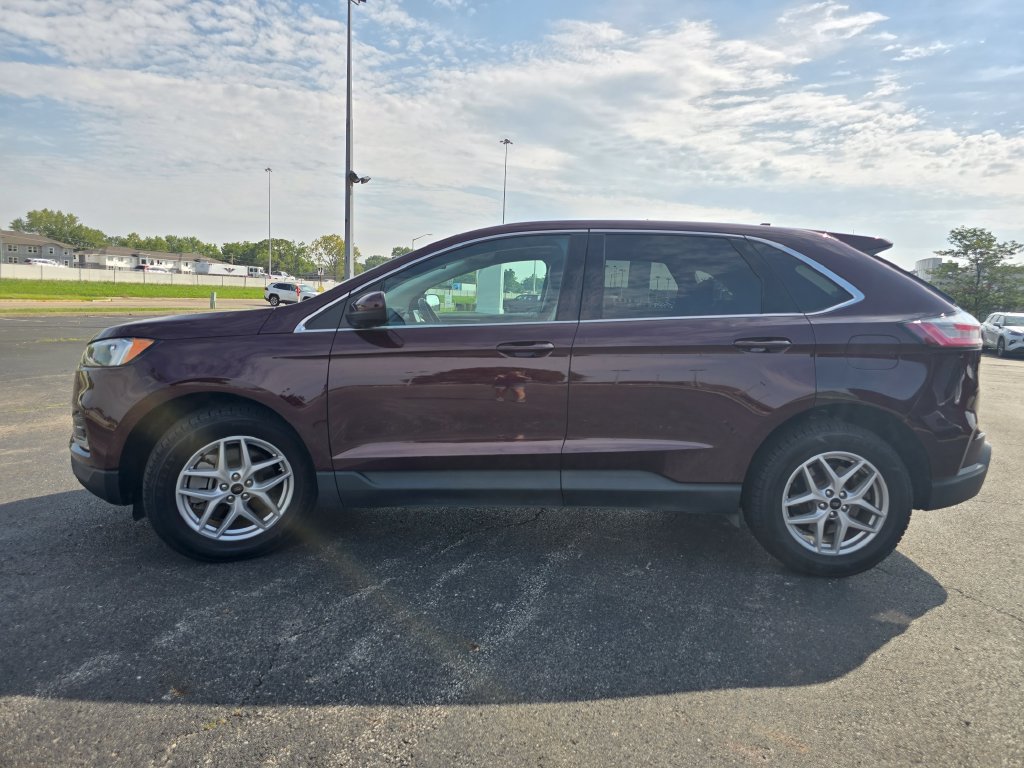 Used 2024 Ford Edge SEL w/ Convenience Package AWD/4WD image 11