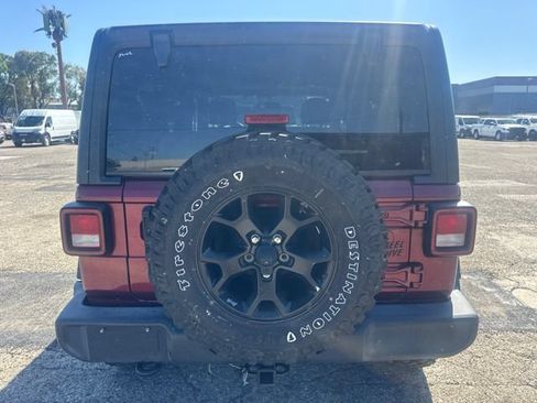 Used 2021 Jeep Wrangler Unlimited Sport AWD/4WD image 6