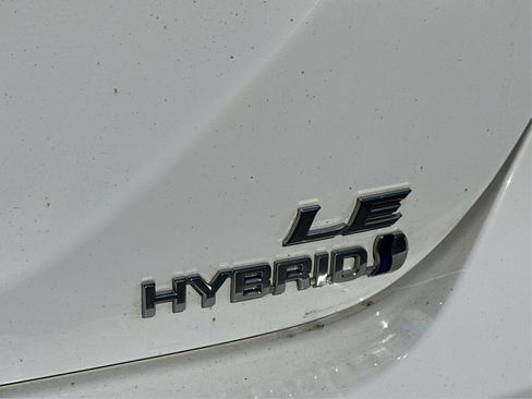 Used 2023 Toyota Camry LE image 22