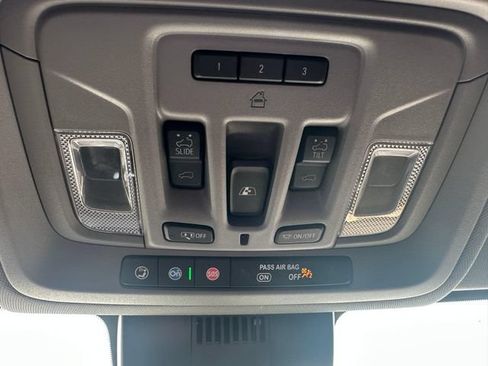 Used 2024 GMC Sierra 1500 Denali w/ Technology Package AWD/4WD image 17