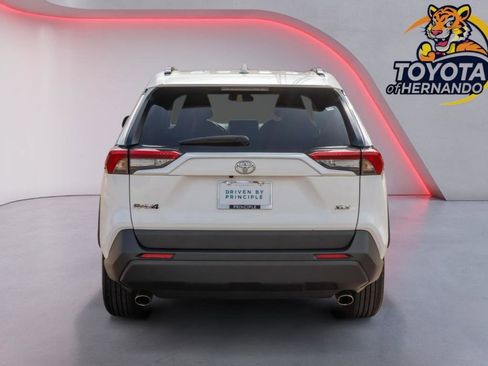 Used 2024 Toyota RAV4 XLE image 6
