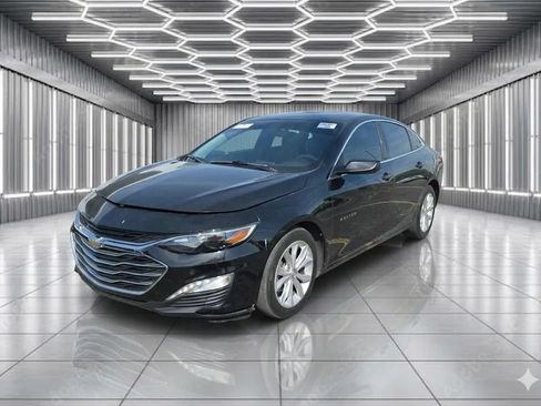 Used 2020 Chevrolet Malibu LT FWD image 1