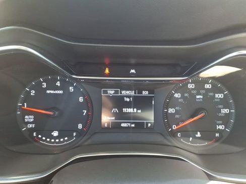 Used 2021 Chevrolet TrailBlazer LT w/ Convenience Package FWD image 22