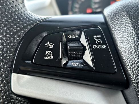 Used 2020 Chevrolet Sonic LT image 12