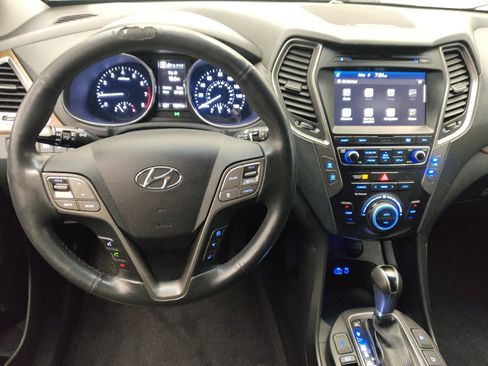 Used 2018 Hyundai Santa Fe Sport w/ 2.0T Ultimate Tech Package 05 FWD image 22
