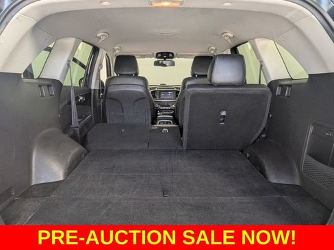 Used 2016 Kia Sorento EX AWD/4WD image 23