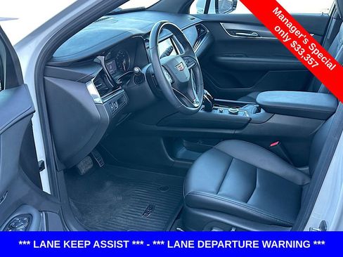 Used 2023 Cadillac XT6 Luxury image 8