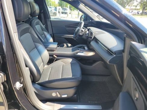 Certified 2024 Lincoln Nautilus Reserve w/ Equipment Group 202A AWD/4WD image 28