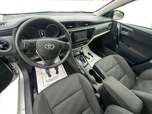 Used 2017 Toyota Corolla iM w/ All-Weather Mat Package image 32