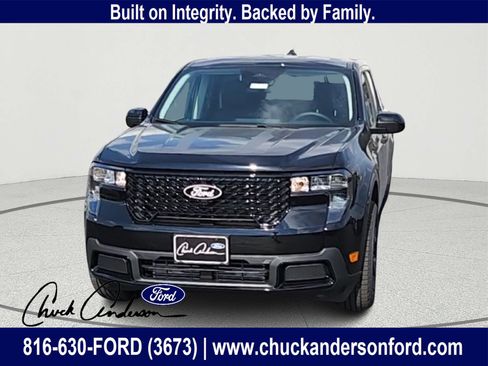 New 2025 Ford Maverick XLT w/ Black Appearance Package image 2