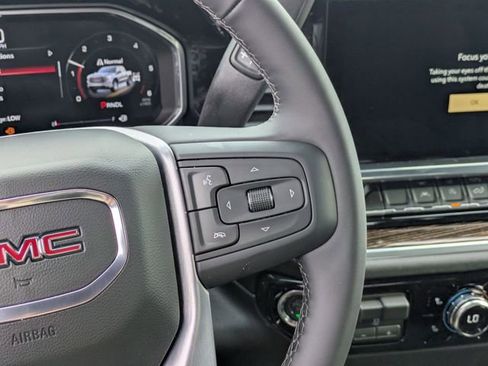 New 2026 GMC Sierra 1500 Elevation AWD/4WD image 17