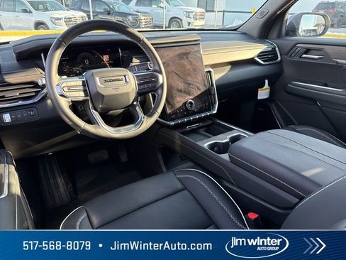 Used 2025 GMC Acadia Denali image 25