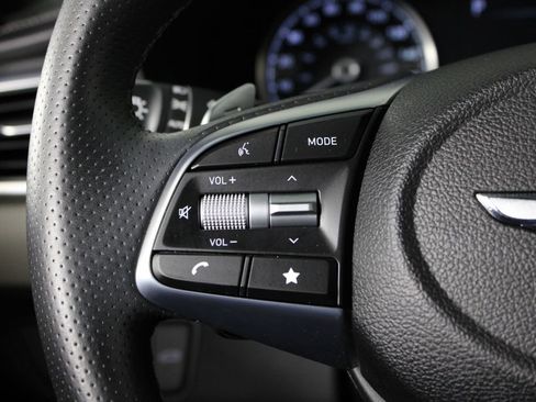 Used 2023 Genesis G70 2.0T w/ Sport Prestige Package image 24