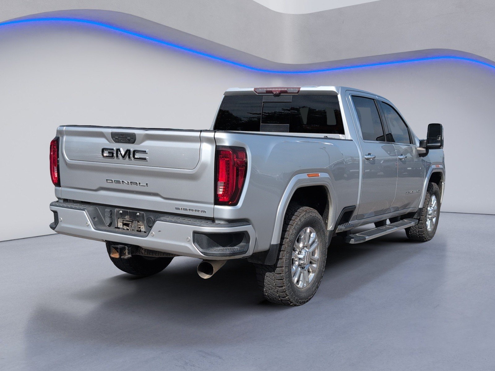Used 2020 GMC Sierra 2500 Denali w/ Denali Ultimate Package AWD/4WD image 3