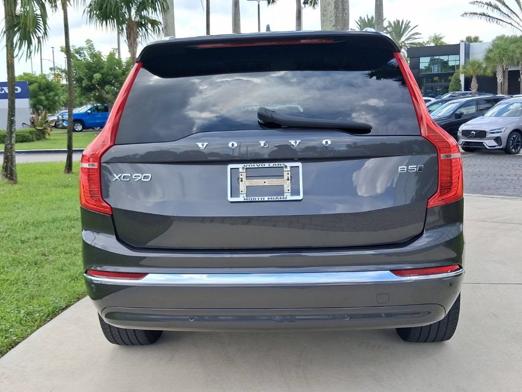 Used 2024 Volvo XC90 B5 Plus AWD/4WD image 5