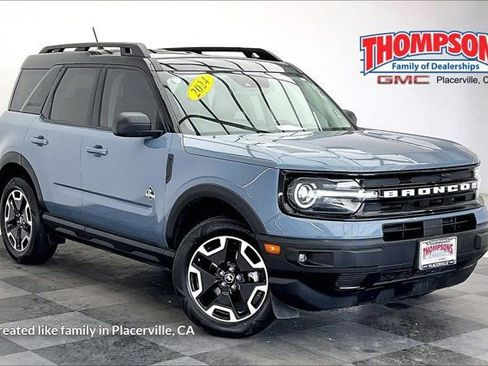 Used 2024 Ford Bronco Sport Outer Banks w/ Tech Package AWD/4WD image 1