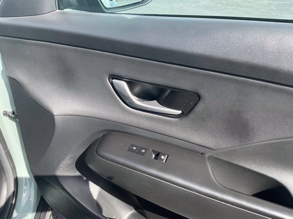Certified 2024 Hyundai Kona Limited AWD/4WD image 31